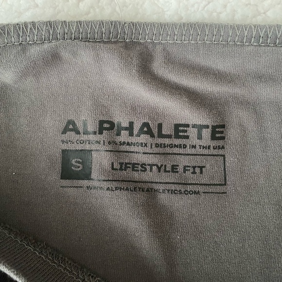 Alphalete Cropped Shirt - Picture 3 of 3